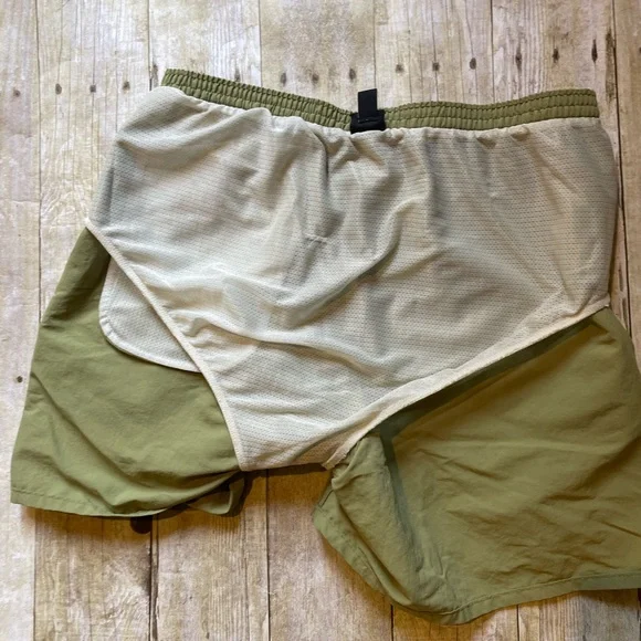 Patagonia Baggies in Buckhorn Green Shorts Netplus shell M - Picture 9 of 16